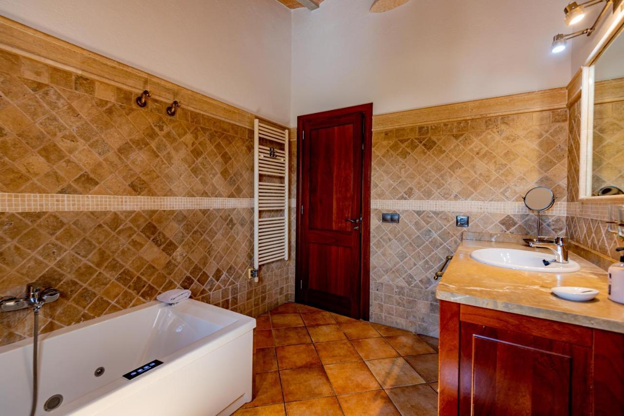 Villa In Center Of Pollensa With Pool And Jacuzzi المظهر الخارجي الصورة